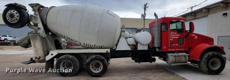 image for item JF9010 2007 Kenworth W900  ready mix truck