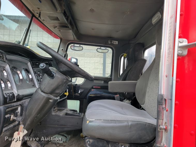 image for item JF9010 2007 Kenworth W900  ready mix truck