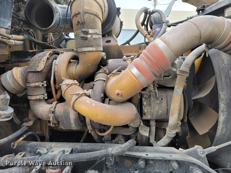 image for item JF9010 2007 Kenworth W900  ready mix truck