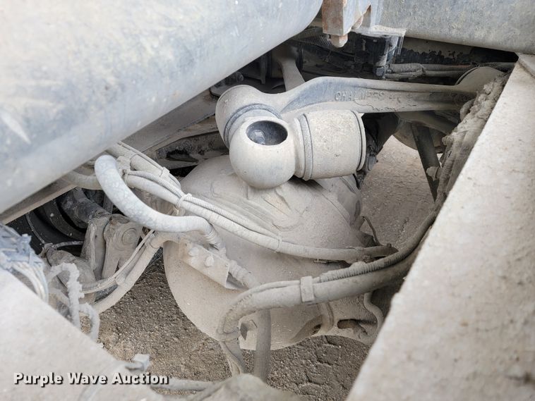 image for item JF9010 2007 Kenworth W900  ready mix truck