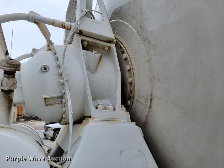 image for item JF9010 2007 Kenworth W900  ready mix truck