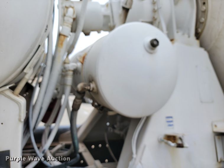 image for item JF9010 2007 Kenworth W900  ready mix truck