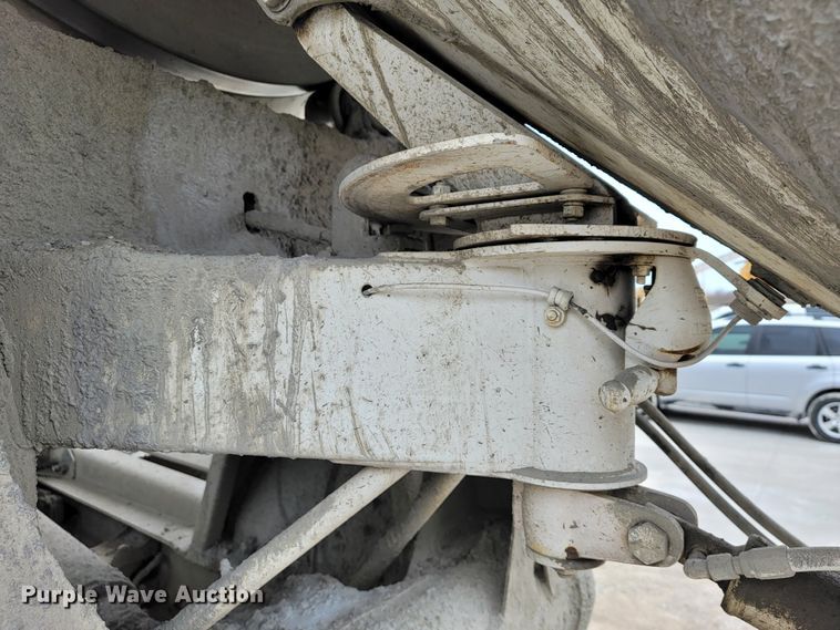 image for item JF9010 2007 Kenworth W900  ready mix truck