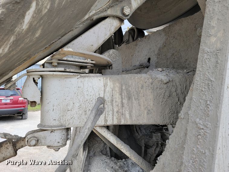 image for item JF9010 2007 Kenworth W900  ready mix truck