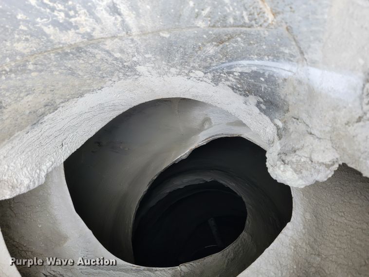 image for item JF9010 2007 Kenworth W900  ready mix truck