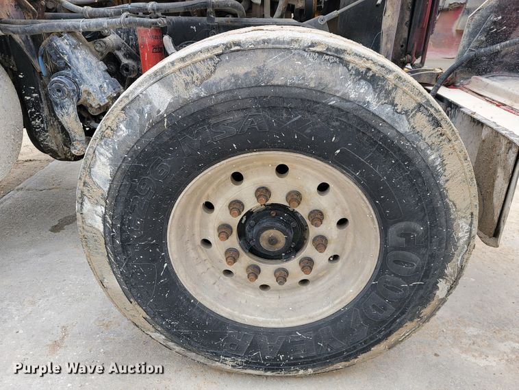 image for item JF9010 2007 Kenworth W900  ready mix truck