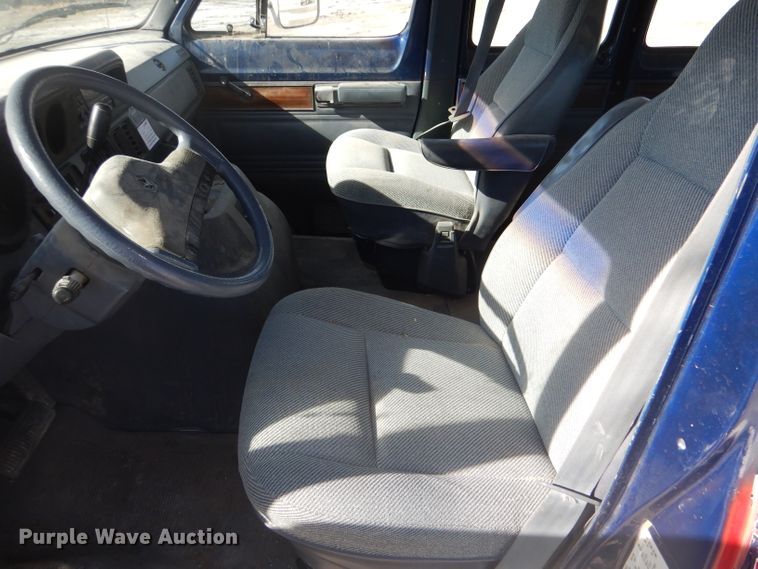 image for item LJ9837 1991 Dodge Ram Wagon 350  van