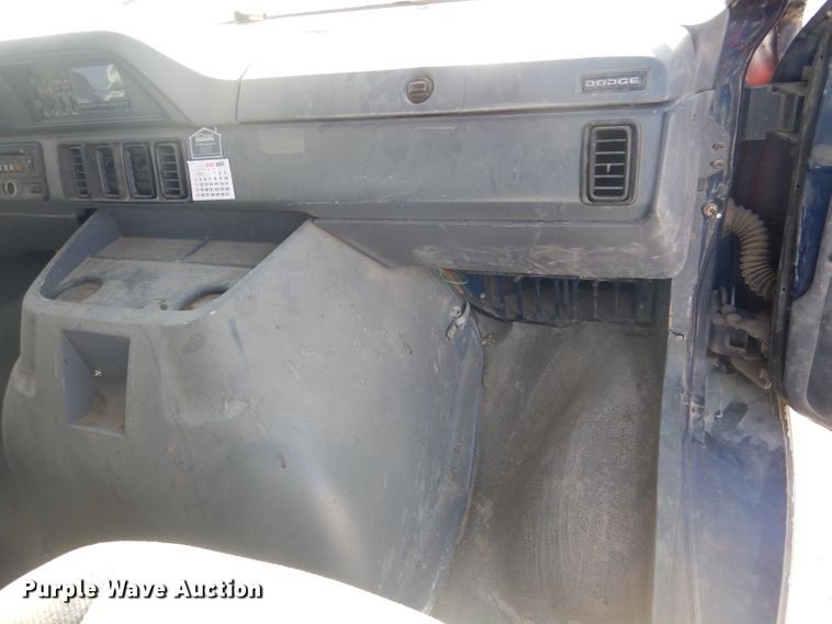 image for item LJ9837 1991 Dodge Ram Wagon 350  van