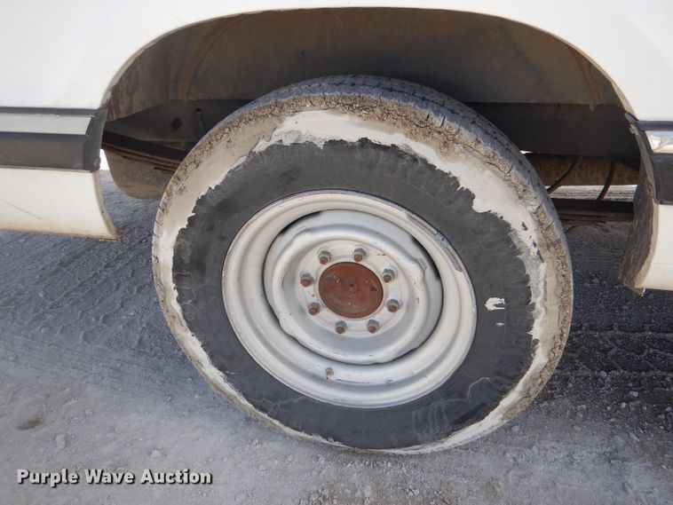 image for item LJ9837 1991 Dodge Ram Wagon 350  van