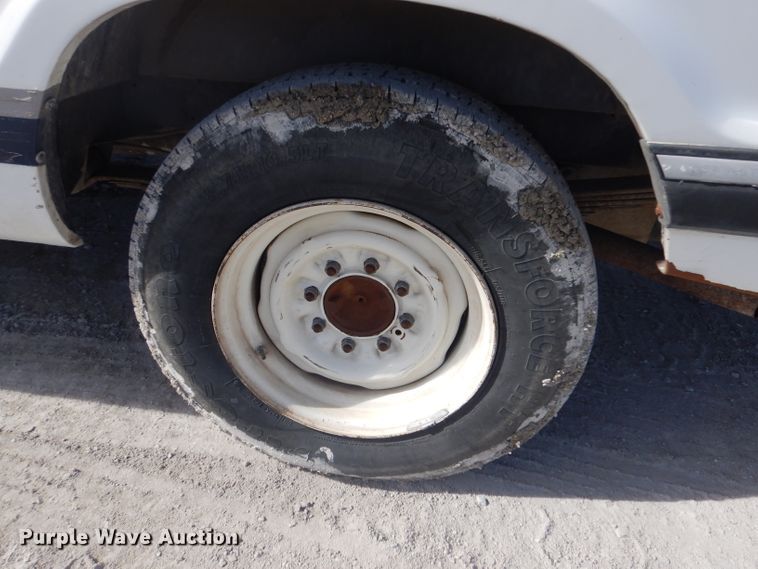 image for item LJ9837 1991 Dodge Ram Wagon 350  van