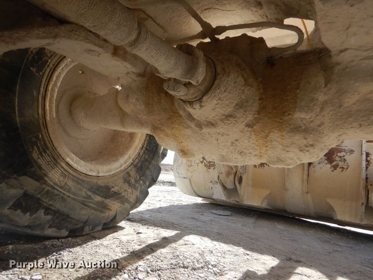 image for item LJ9838 1999 Komatsu WA320-3MC  wheel loader