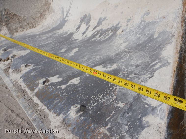 image for item LJ9838 1999 Komatsu WA320-3MC  wheel loader