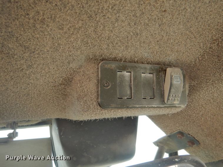 image for item LJ9838 1999 Komatsu WA320-3MC  wheel loader