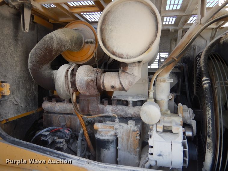 image for item LJ9838 1999 Komatsu WA320-3MC  wheel loader