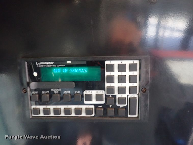 image for item DJ5629 2005 Gillig Phantom C20B096N4  transit bus