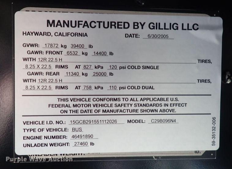 image for item DJ5629 2005 Gillig Phantom C20B096N4  transit bus