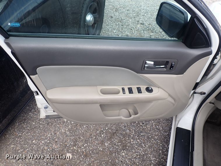 image for item DP4416 2010 Ford Fusion SE