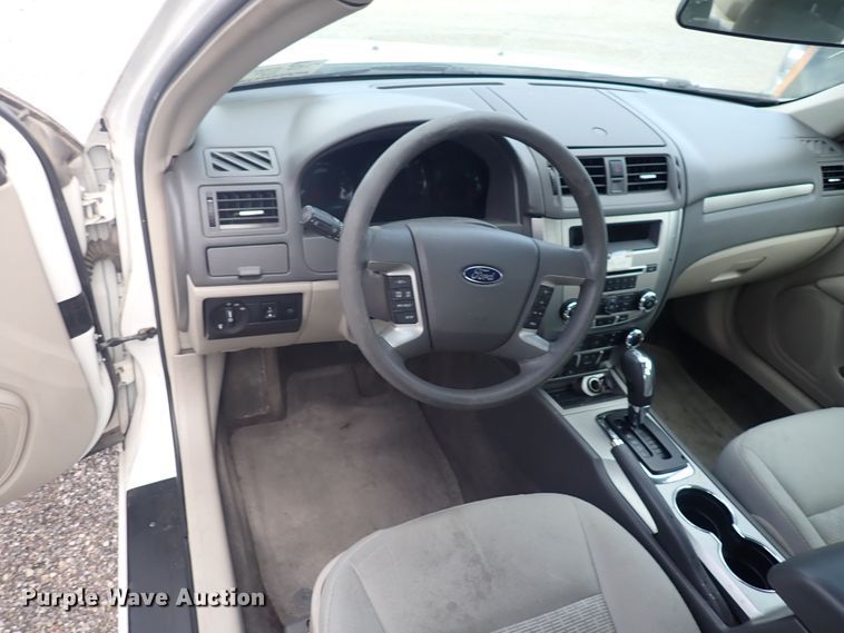 image for item DP4416 2010 Ford Fusion SE