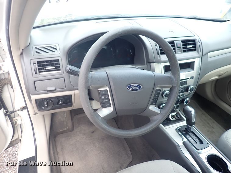 image for item DP4416 2010 Ford Fusion SE