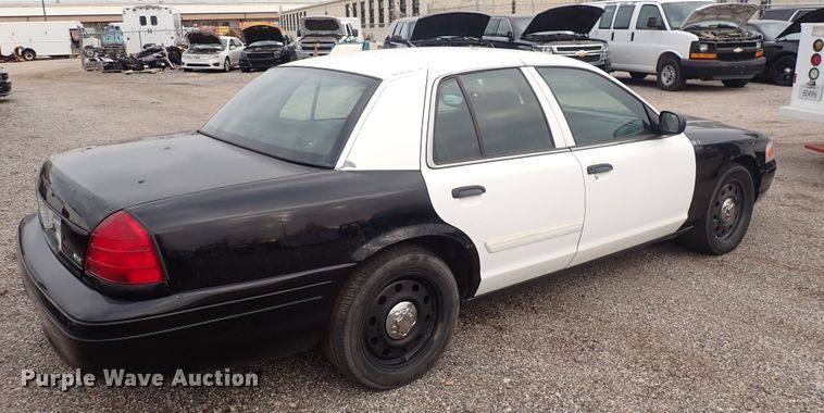 image for item DP4421 2009 Ford Crown Victoria Police Interceptor