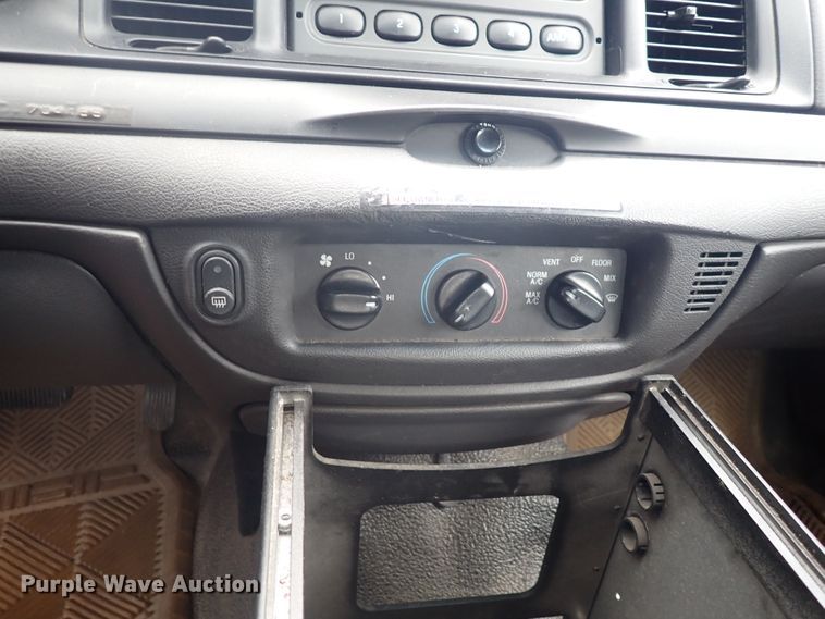 image for item DP4421 2009 Ford Crown Victoria Police Interceptor