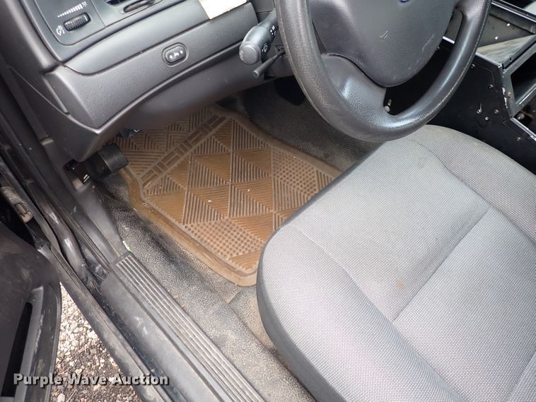 image for item DP4421 2009 Ford Crown Victoria Police Interceptor