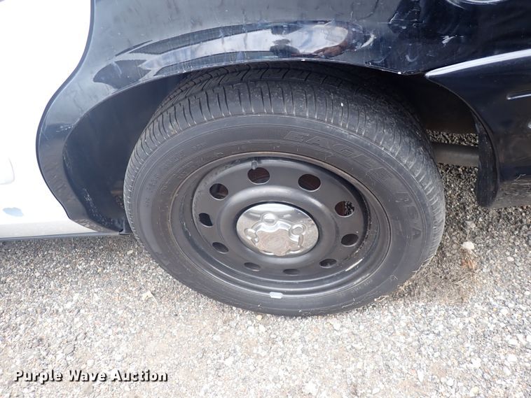 image for item DP4421 2009 Ford Crown Victoria Police Interceptor