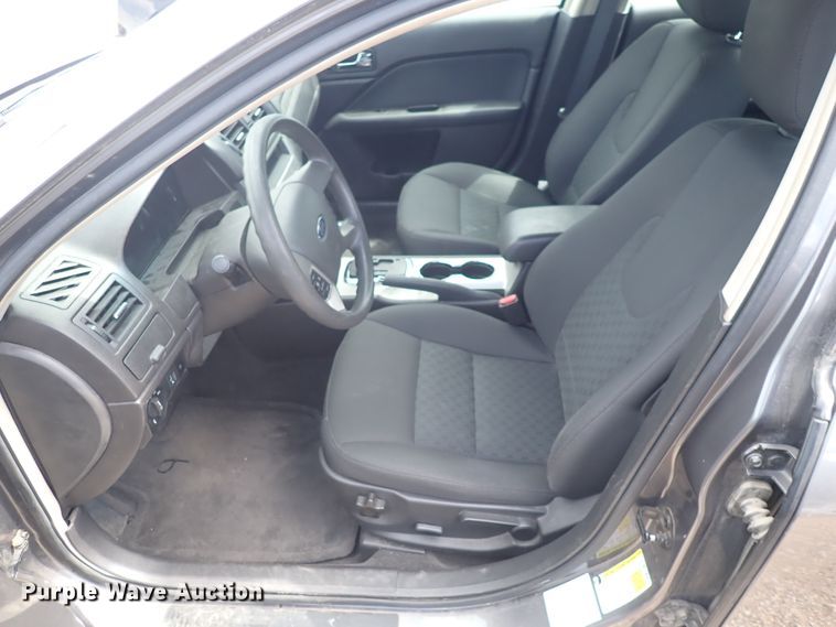 image for item DP4427 2010 Ford Fusion SE
