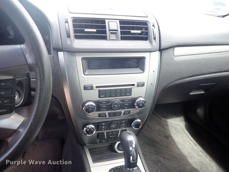 image for item DP4427 2010 Ford Fusion SE