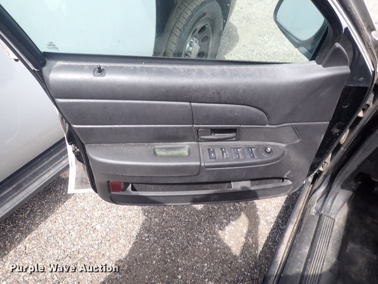 image for item DP4429 2010 Ford Crown Victoria Police Interceptor