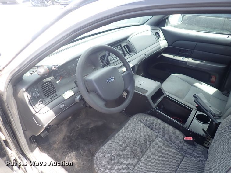 image for item DP4429 2010 Ford Crown Victoria Police Interceptor