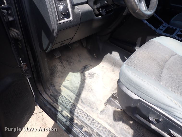 image for item DP4432 2014 Dodge Ram 1500  Crew Cab pickup truck