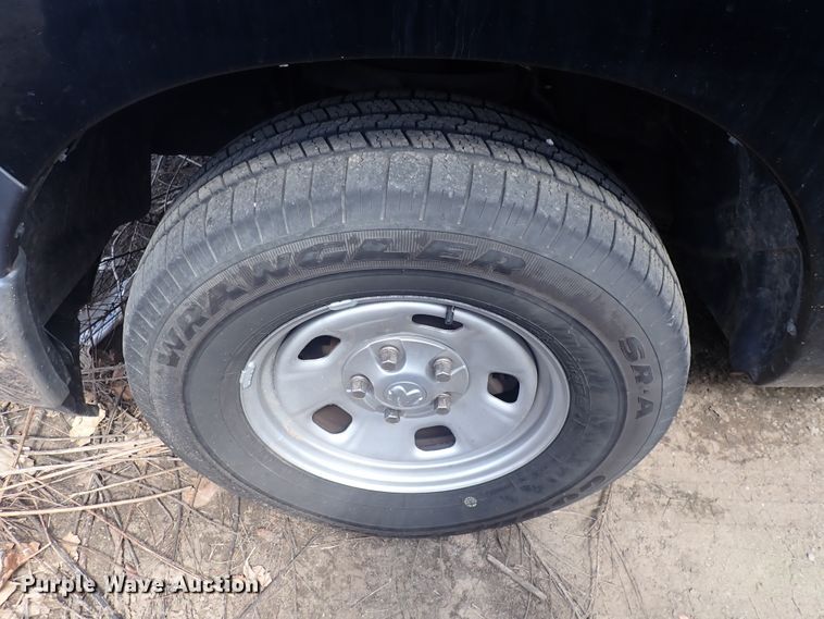 image for item DP4432 2014 Dodge Ram 1500  Crew Cab pickup truck