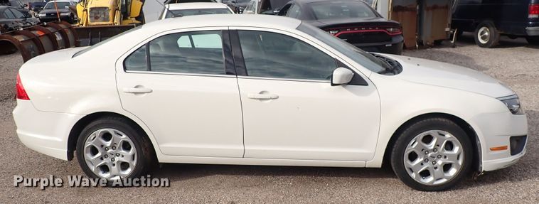 image for item DP4439 2010 Ford Fusion SE