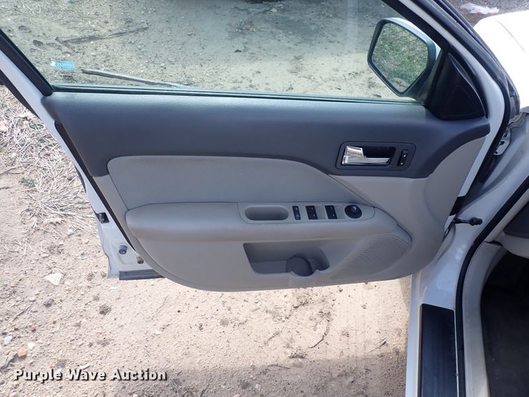 image for item DP4439 2010 Ford Fusion SE