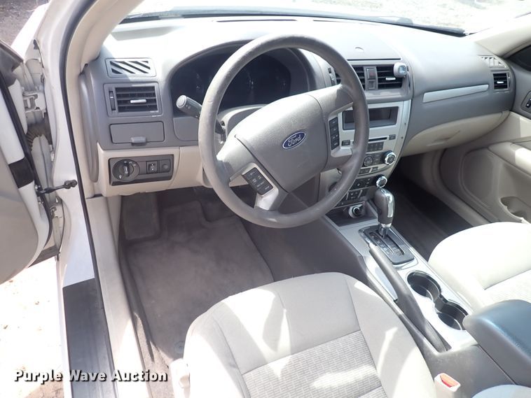 image for item DP4439 2010 Ford Fusion SE