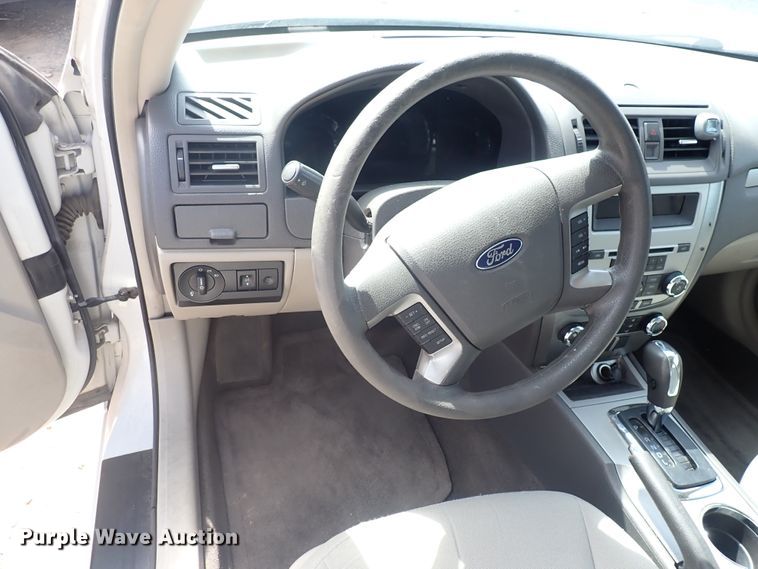 image for item DP4439 2010 Ford Fusion SE