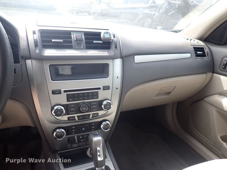 image for item DP4439 2010 Ford Fusion SE