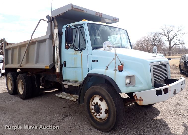 image for item DP4443 2002 Freightliner FL80  dump truck