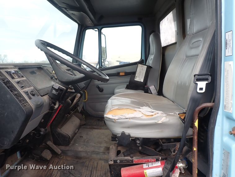 image for item DP4443 2002 Freightliner FL80  dump truck