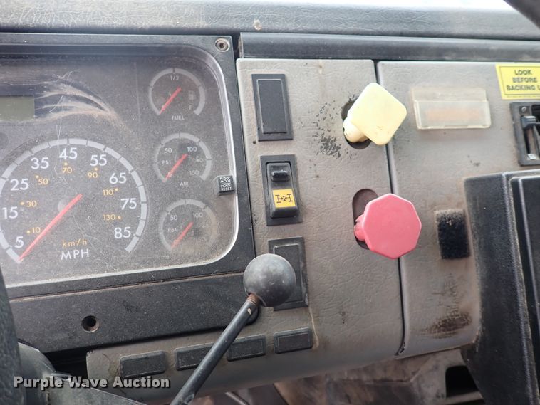 image for item DP4443 2002 Freightliner FL80  dump truck