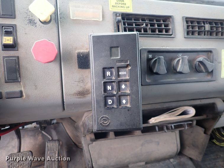 image for item DP4443 2002 Freightliner FL80  dump truck