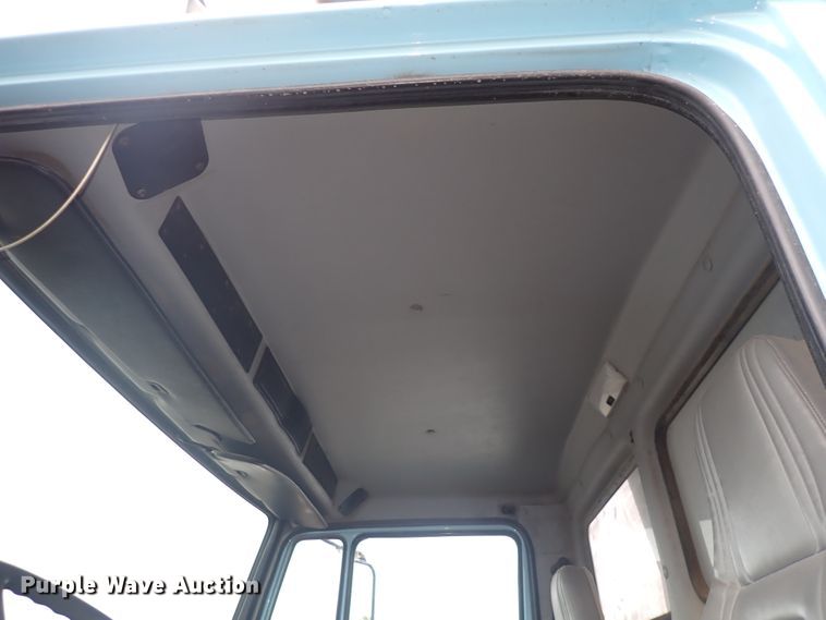 image for item DP4443 2002 Freightliner FL80  dump truck