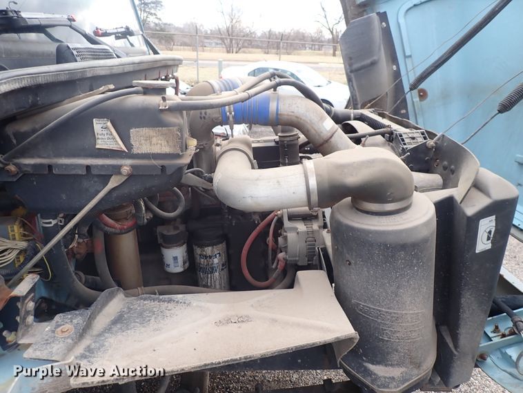 image for item DP4443 2002 Freightliner FL80  dump truck