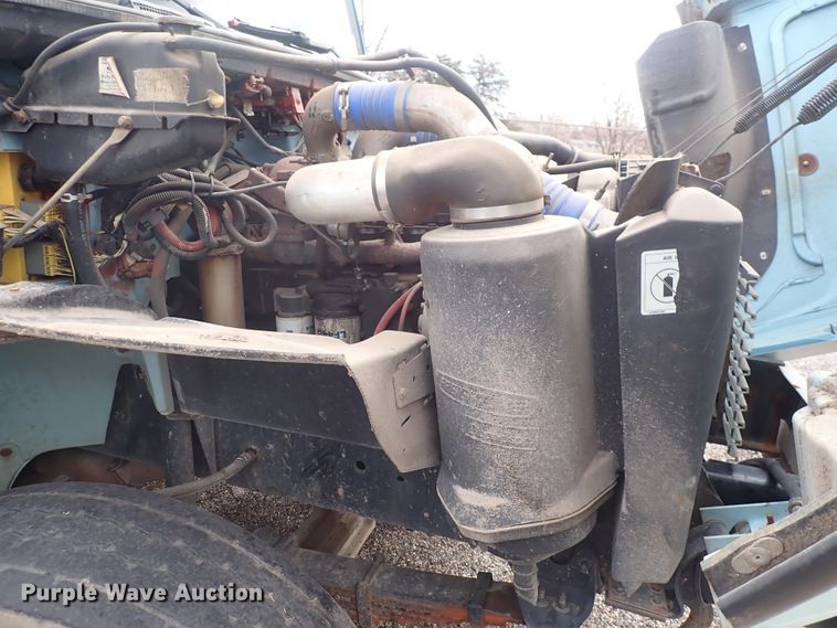 image for item DP4443 2002 Freightliner FL80  dump truck