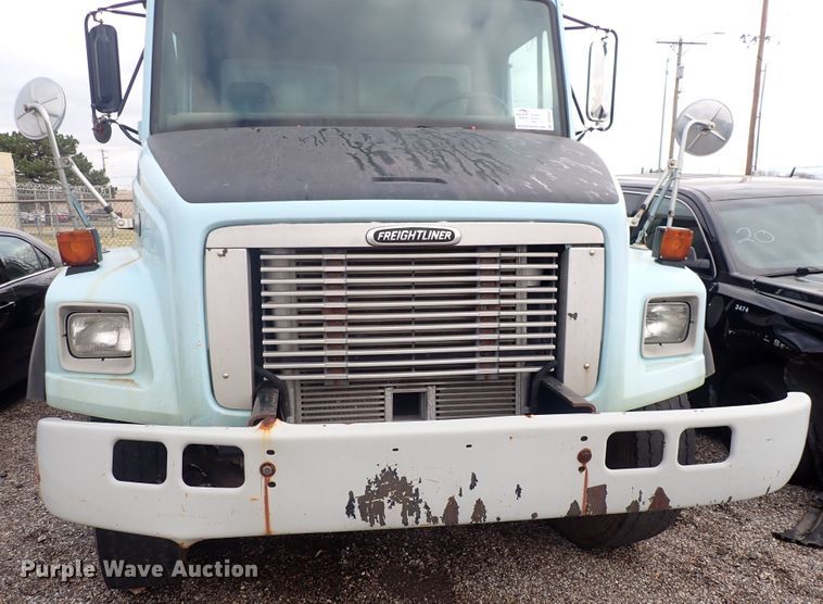 image for item DP4443 2002 Freightliner FL80  dump truck