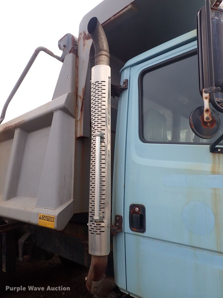 image for item DP4443 2002 Freightliner FL80  dump truck