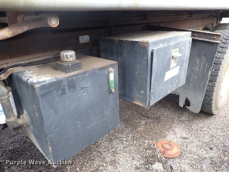 image for item DP4443 2002 Freightliner FL80  dump truck