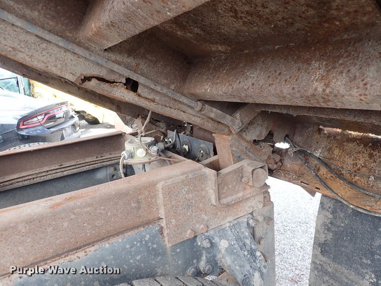 image for item DP4443 2002 Freightliner FL80  dump truck