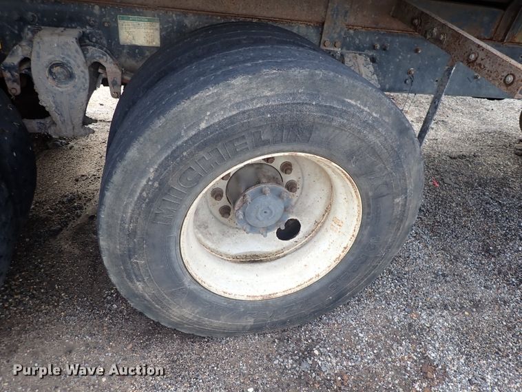 image for item DP4443 2002 Freightliner FL80  dump truck